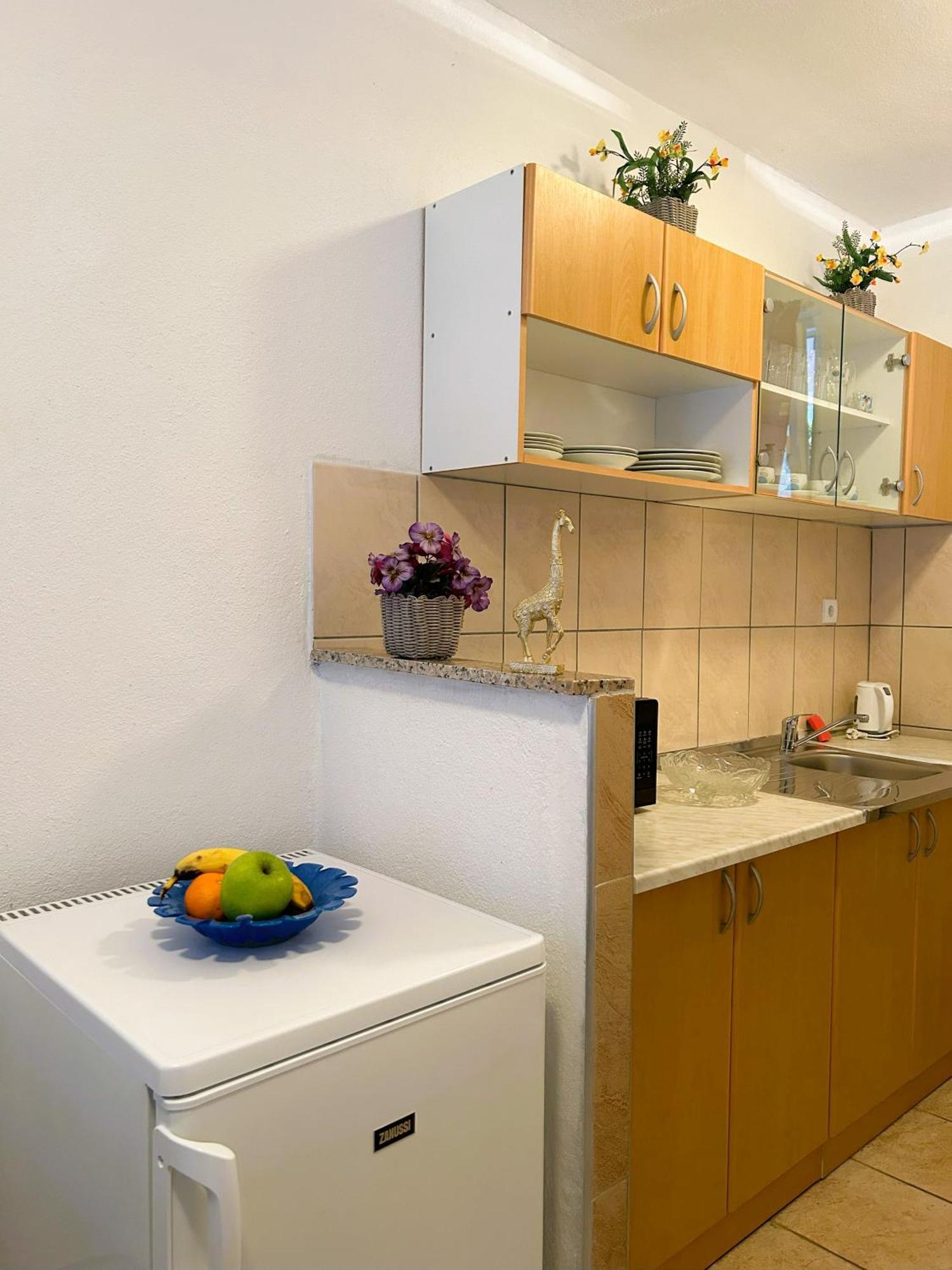Apartments Valjan Трогир Екстериор снимка