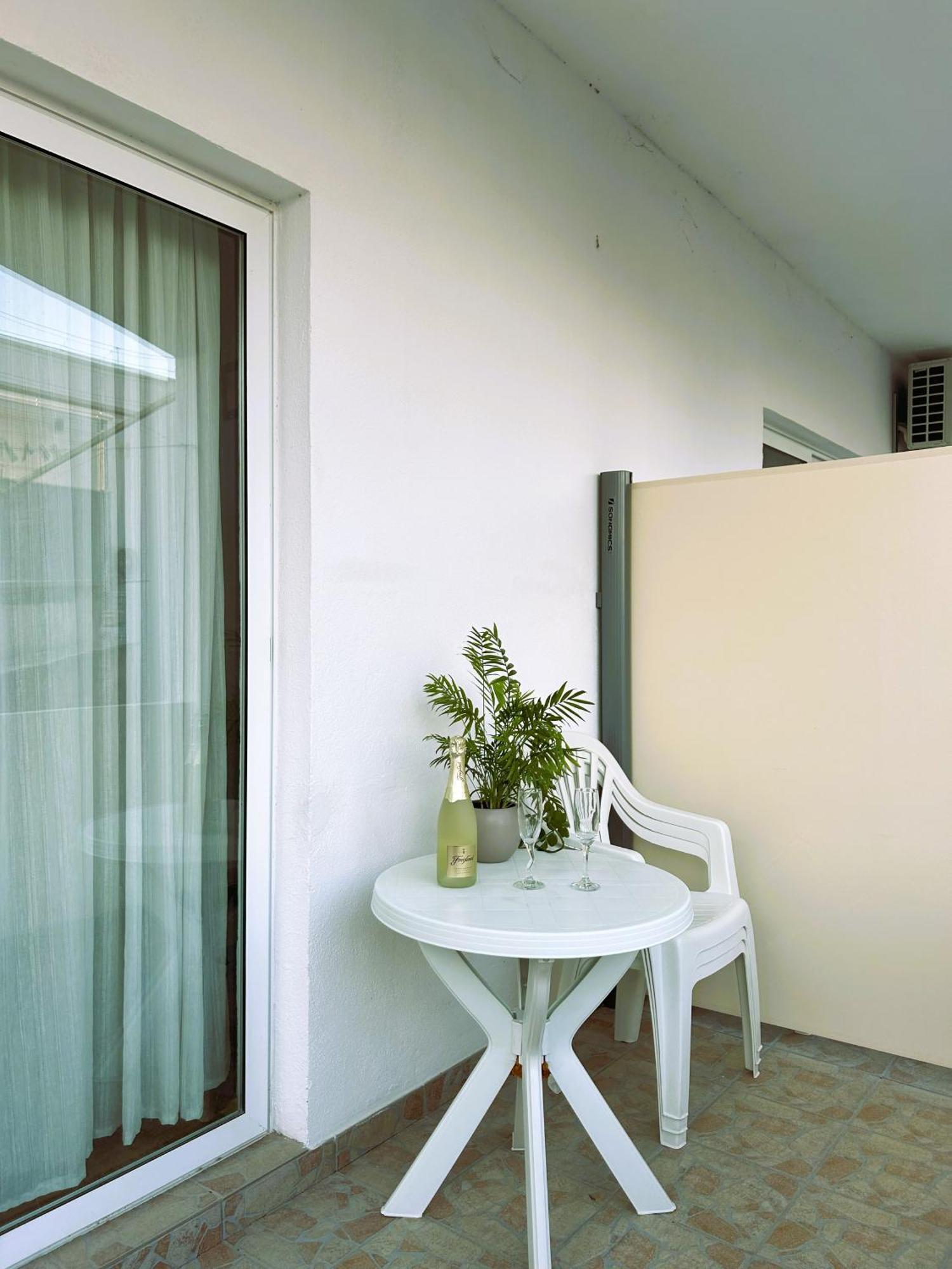 Apartments Valjan Трогир Екстериор снимка