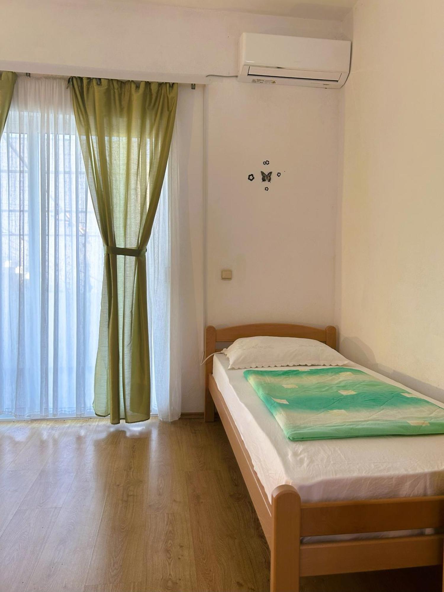 Apartments Valjan Трогир Екстериор снимка