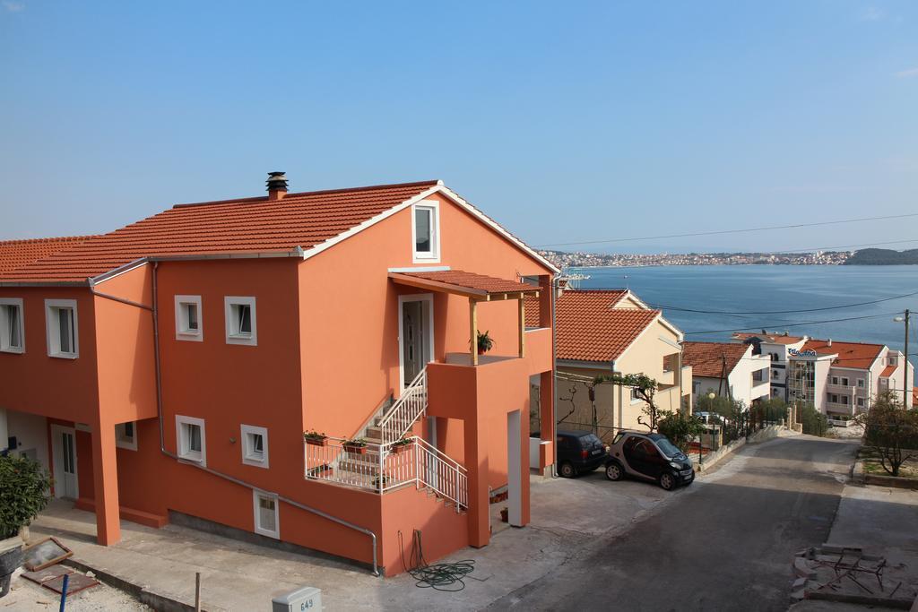 Apartments Valjan Трогир Екстериор снимка
