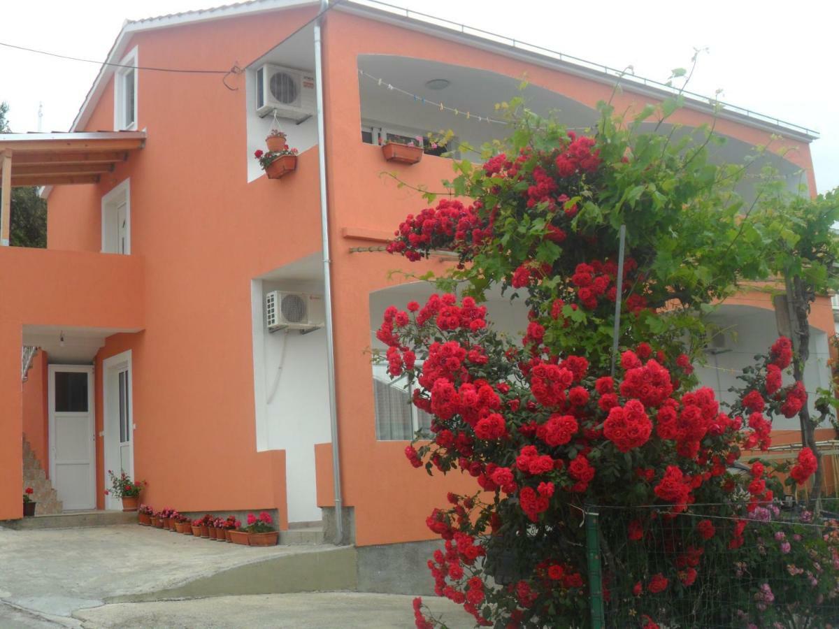Apartments Valjan Трогир Екстериор снимка