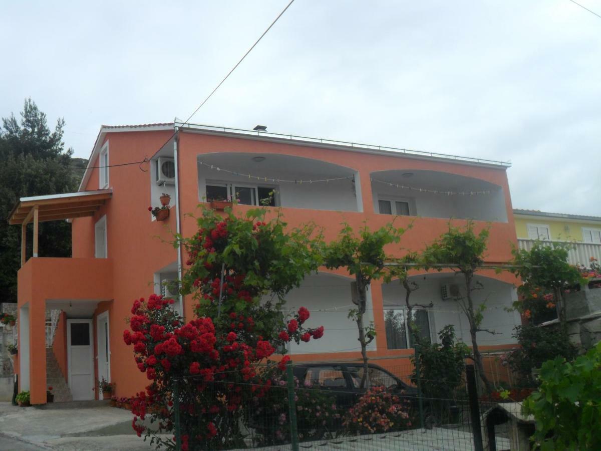 Apartments Valjan Трогир Екстериор снимка